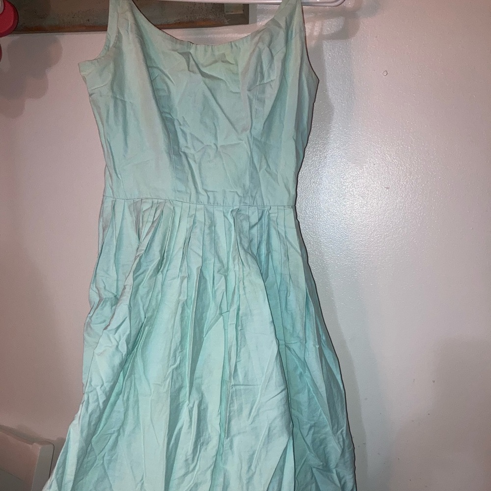Women’s med vintage dress